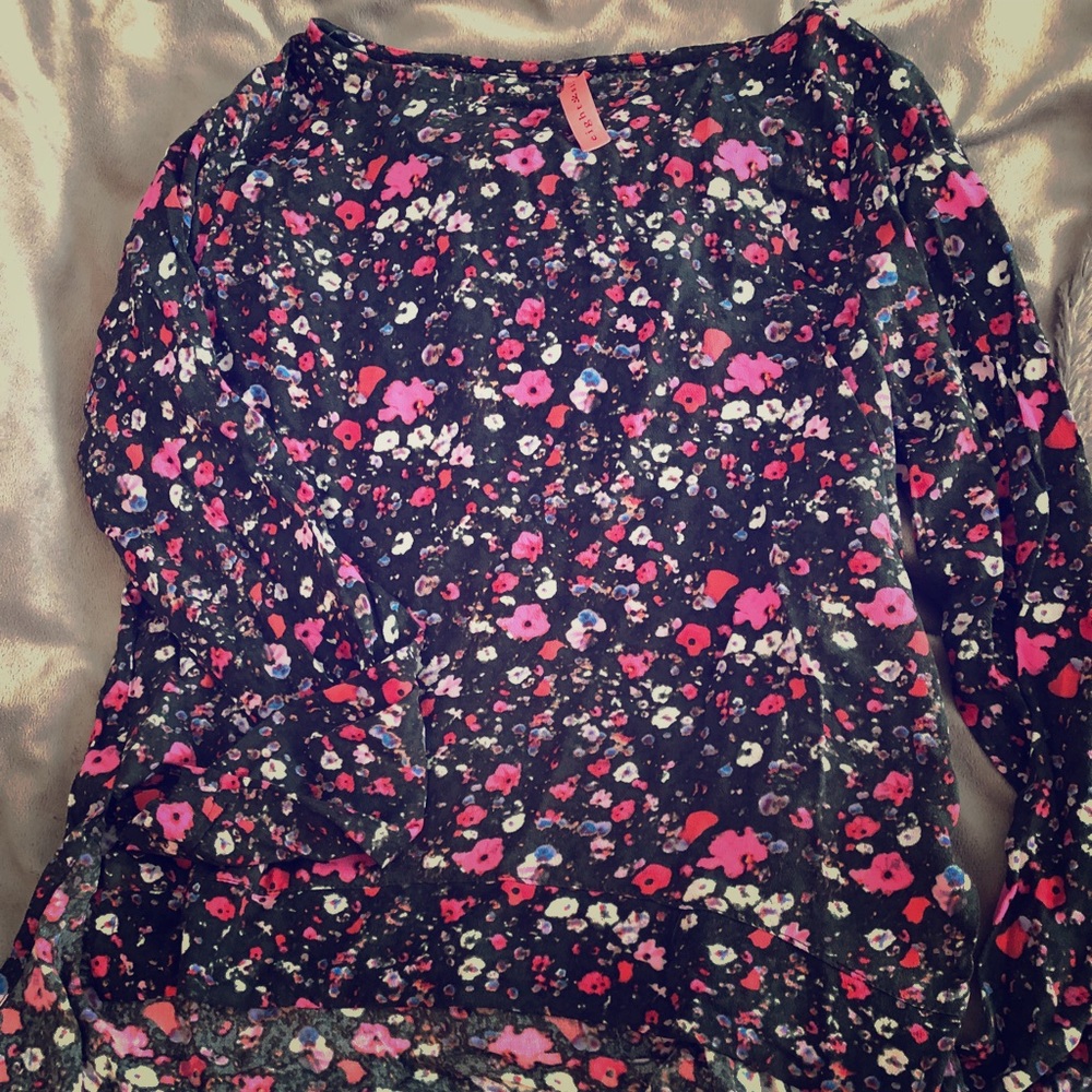 Eight Sixty - Floral boat neck, long sleeved top